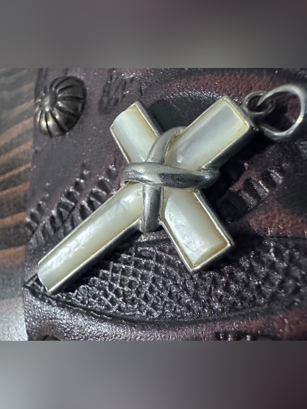 Vintage 925 Mother of Pearl Cross Pendant Sterling Modernist Religious Jewelry